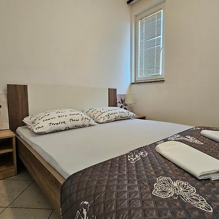Apartments Gabbiano نوفاليا المظهر الخارجي الصورة