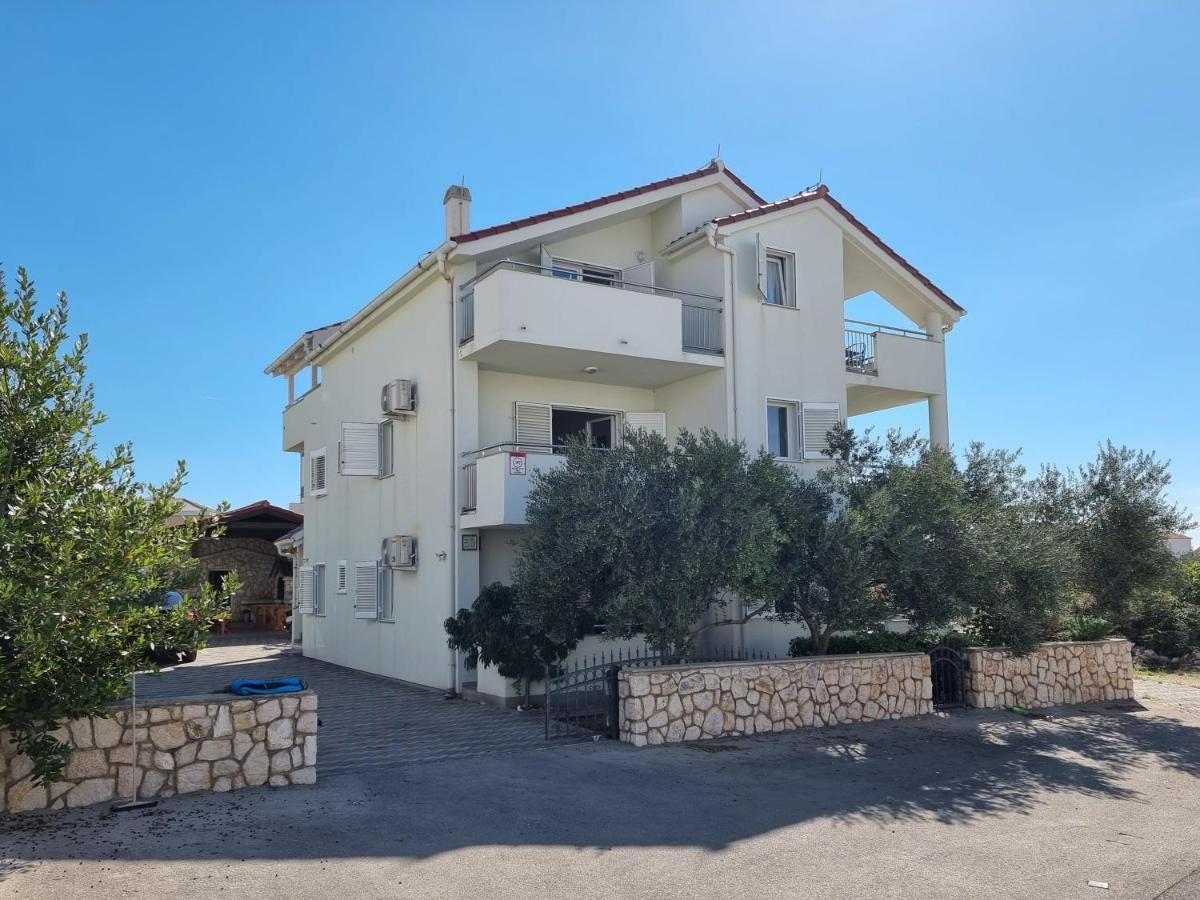 Apartments Gabbiano نوفاليا المظهر الخارجي الصورة